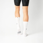 Fingerscrossed Classic Socks Movement Easy - white